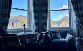 Edinburghs Arthurs Seat View